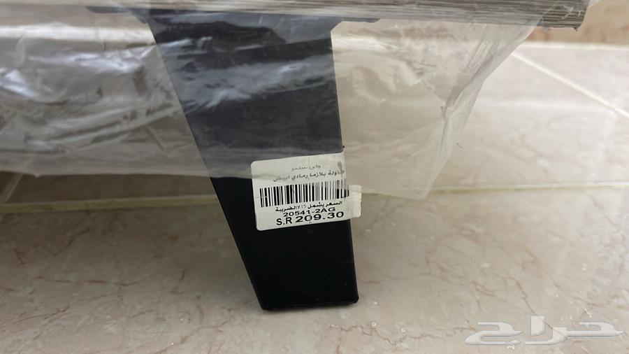 طاولة تلفزيون جديدة بقراطيسها64513742243201111