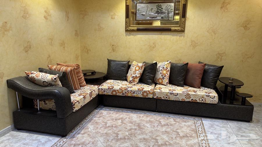 مجموعة اثاث كنب للبيع64511283368833110