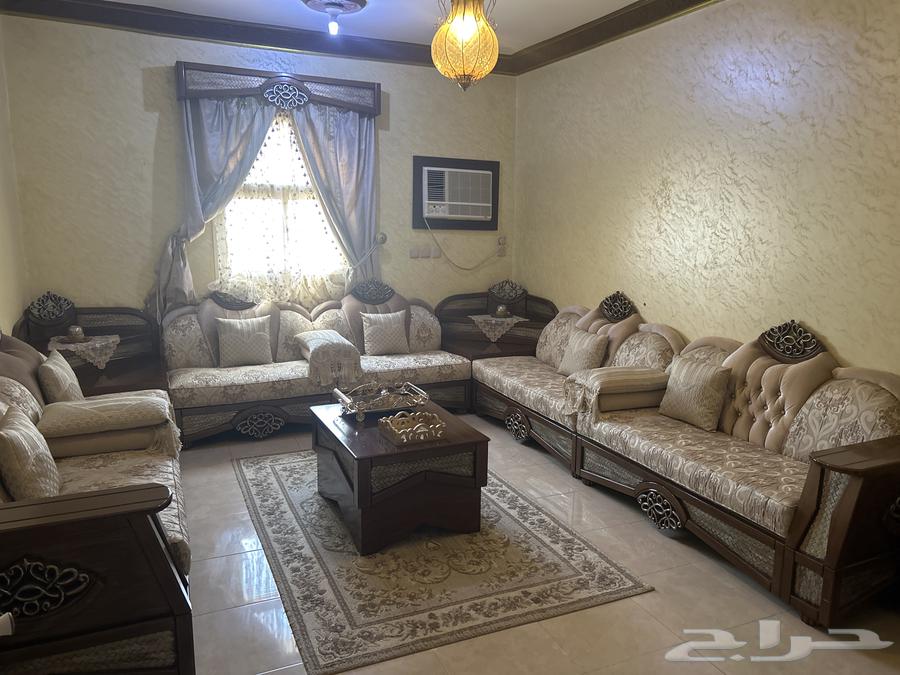 Moroccan seating set with tables and carpets for sale64513183030531113