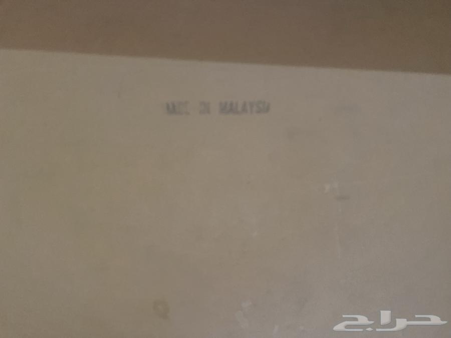 طاولة خشبية ماليزية بحالة ممتازة64514389804162111