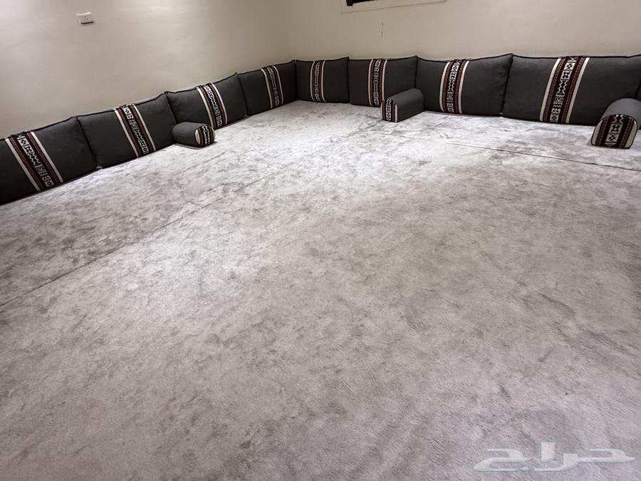 Back support and makeup customization64515598129283111