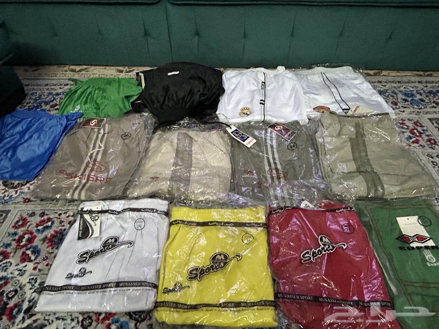 بناطيل رياضية وشرابات وشنط64515864150787110