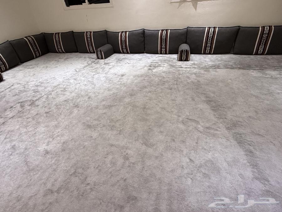 Back support and makeup customization64515598129283112