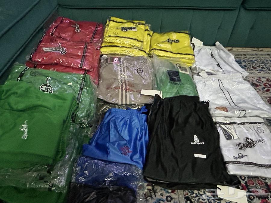 بناطيل رياضية وشرابات وشنط64515864150787111