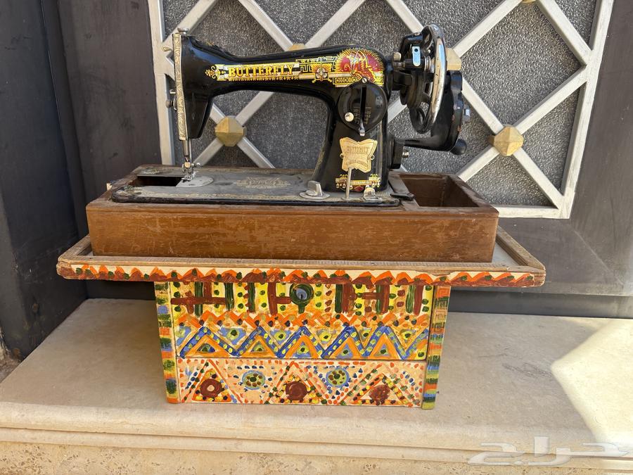 مكينه خياطة ام فراشة مع الدرج64513838772994110