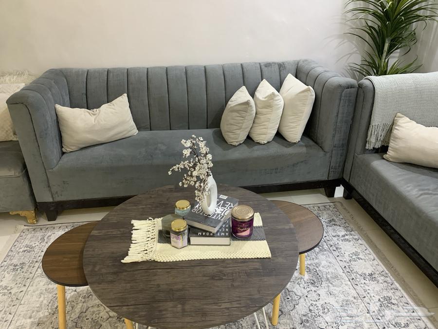 New sofa and table64517192205187111