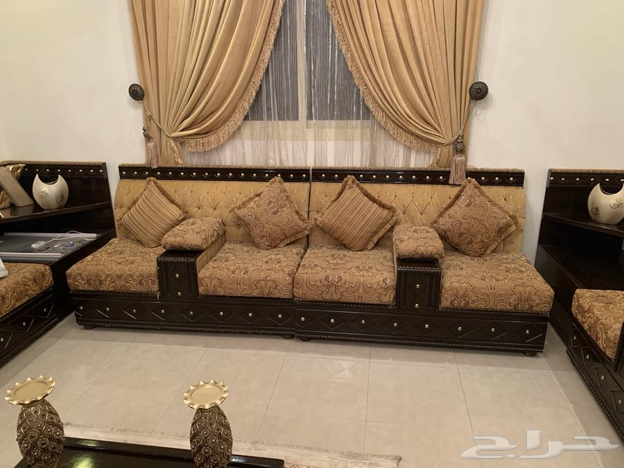 مجلس كنب مغربي مع الطاوله و الستاره64514196682627113