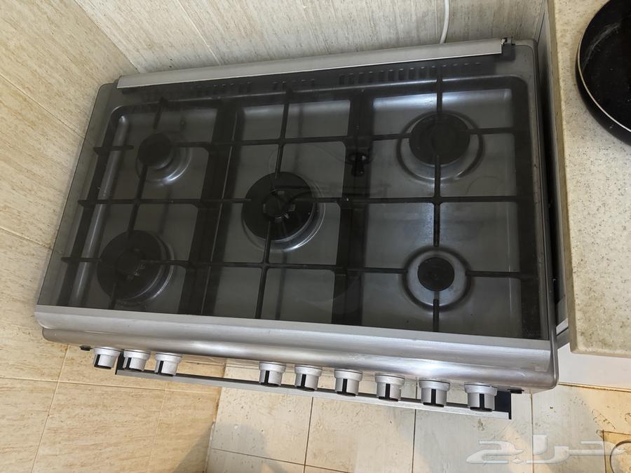 للبيع فرن شبه جديد ستار فيجن الفرن متين64518747070594110