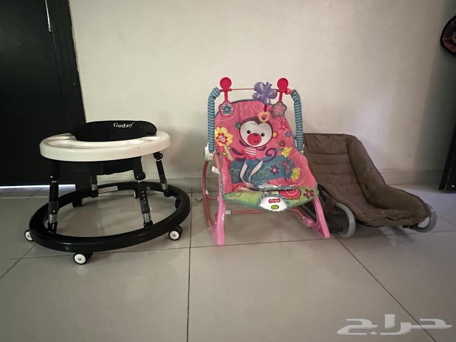 Baby essentials such as stroller - rocking chair64513769983234114