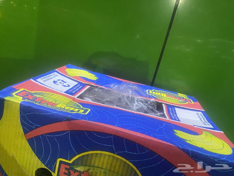 Large quantity of banana cartons64513866604545114