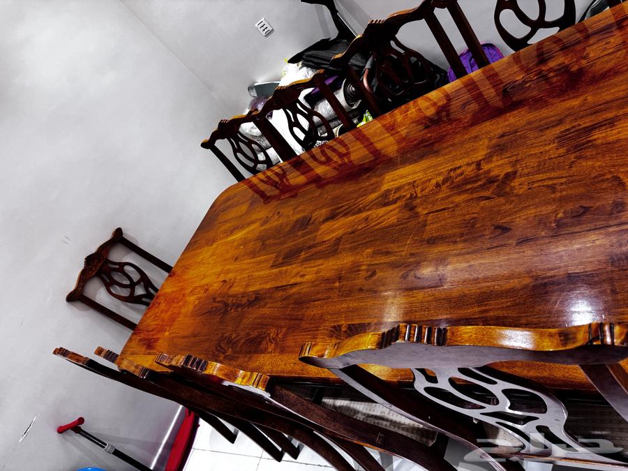 Dining table with ten chairs in excellent condition64515375221633113