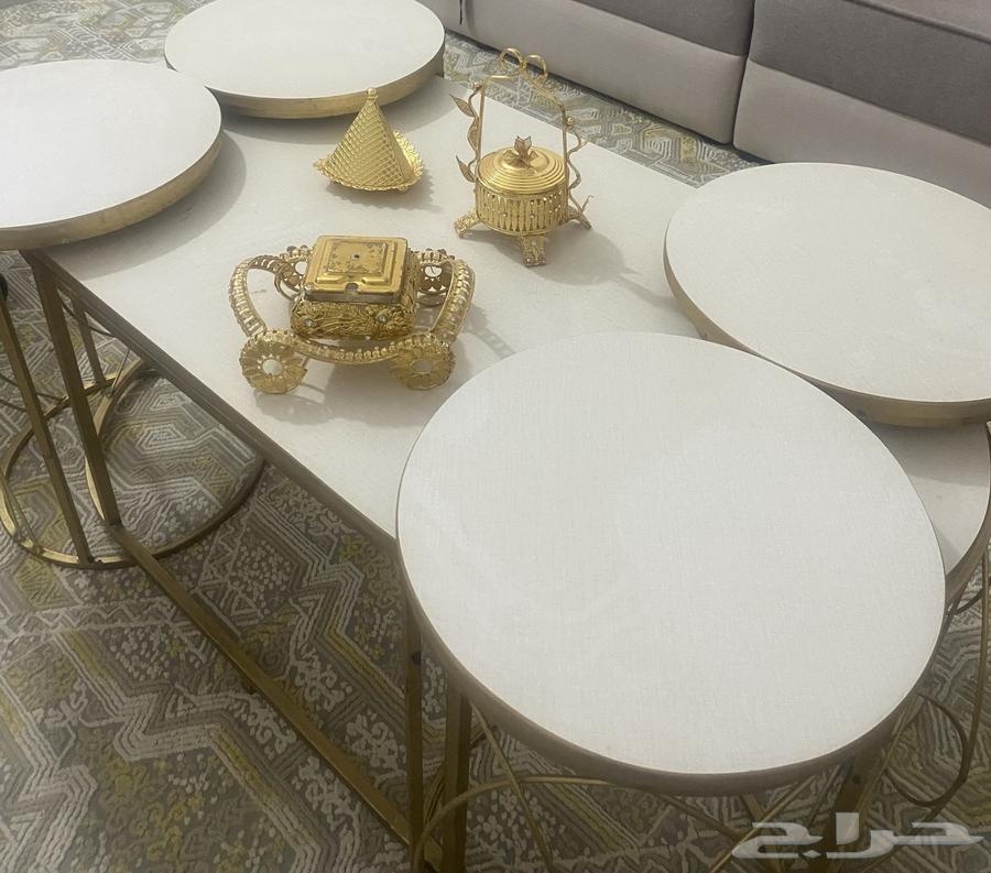 طاوله جديده ثنتين من الطاولات و8طاولات الخدمه السعر64516114155393110