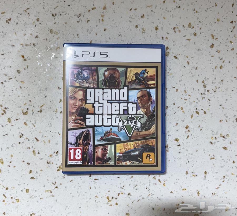 play station 5  2 controllers  Game gta5 disc64513105539971110