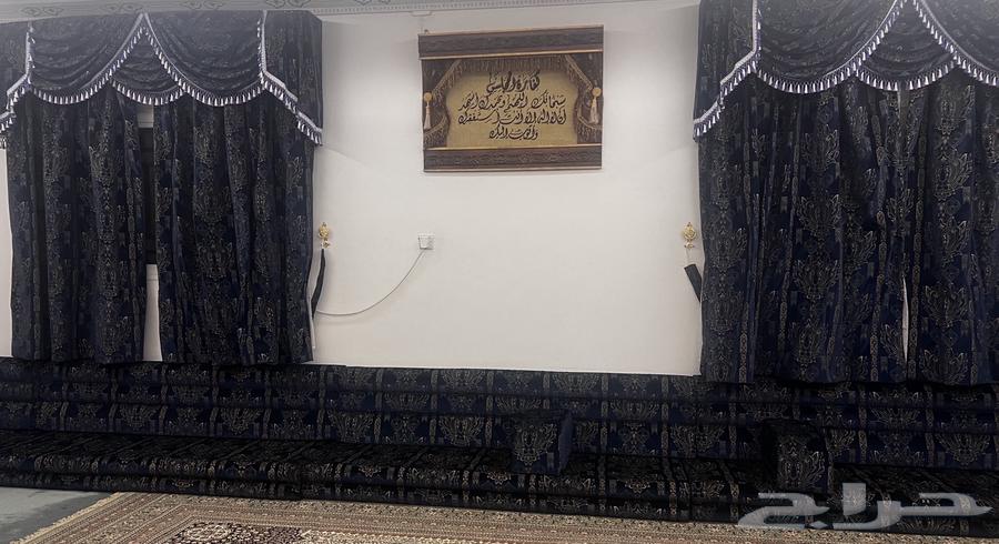 مجلس ارضي ازرق - البيع لاعلى سوم64511142589185111