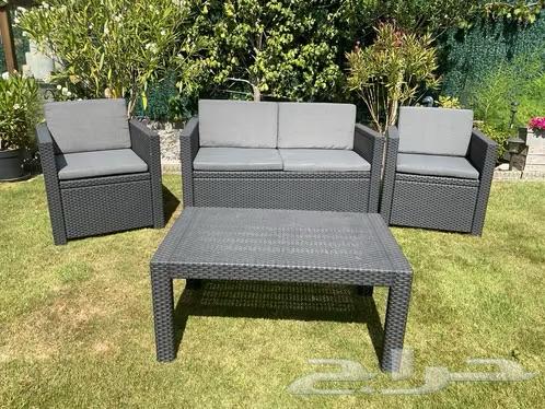 6 chairs and 2 tables, King Fahd Suburb64518563609474110