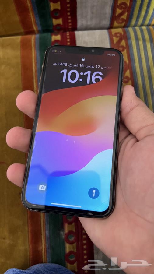 جوال ايفون Xs نظيف64515835755137111