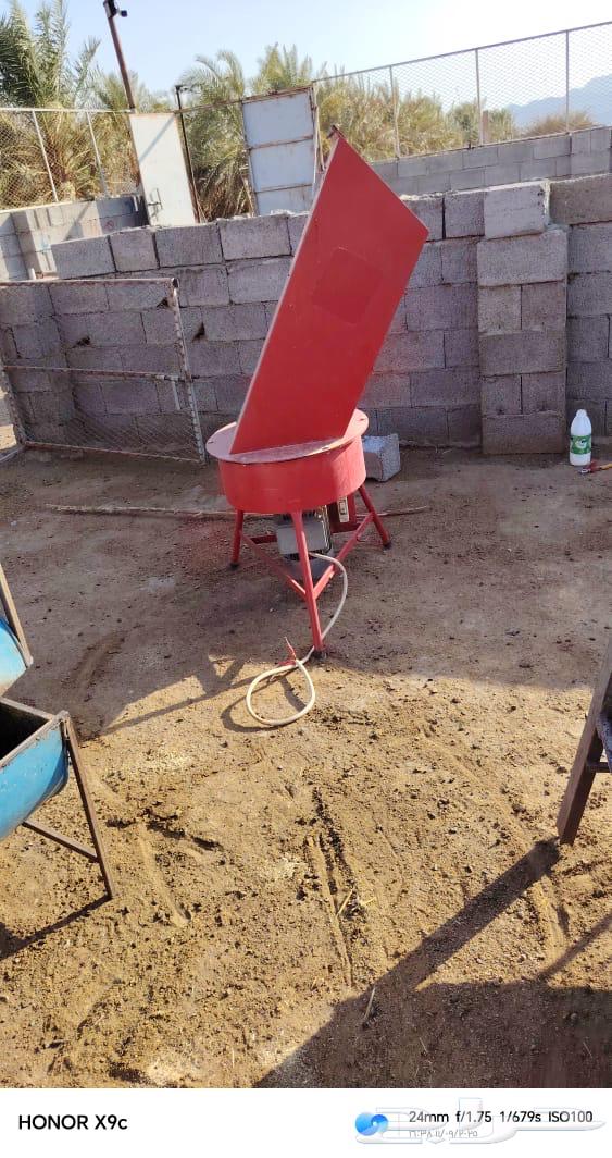 جاروشة علف او مطحنة للبيع64518747077506110