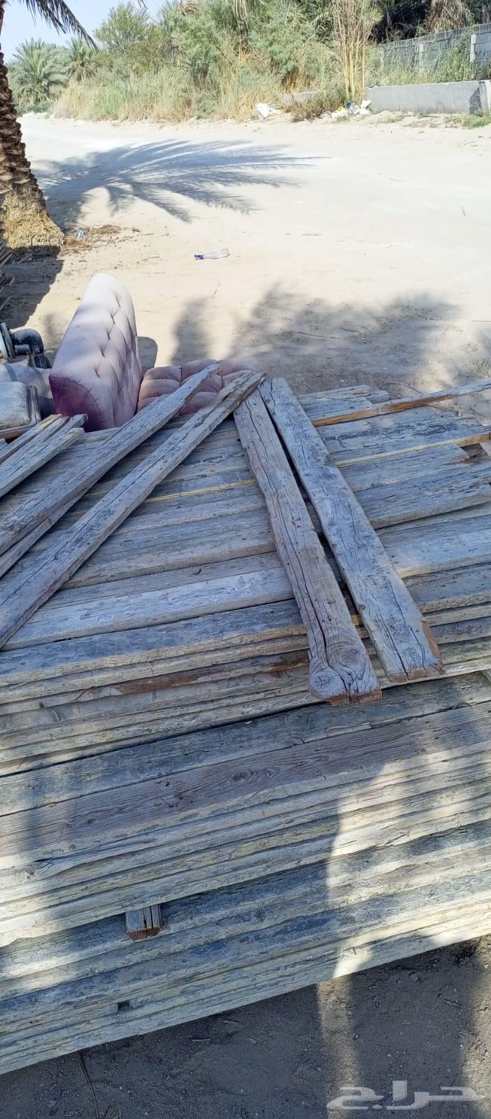 خشب مستعمل للبيع64515639957378112