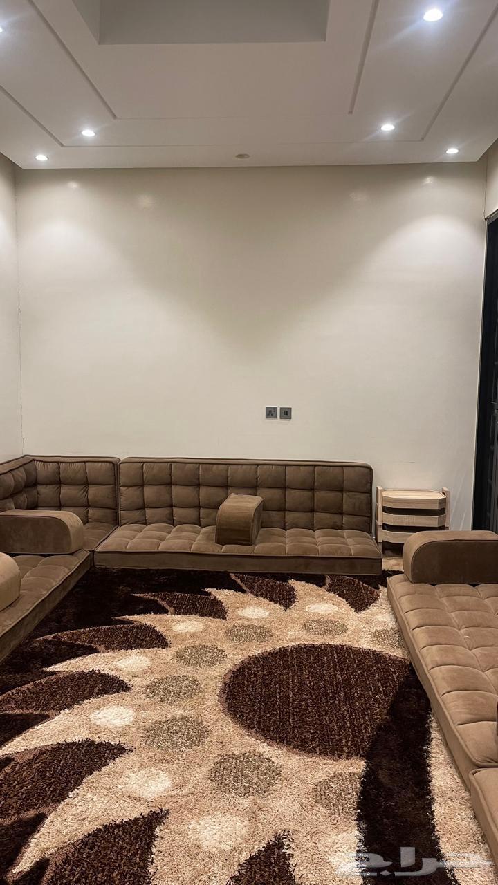 Floor sofa64518888159619110