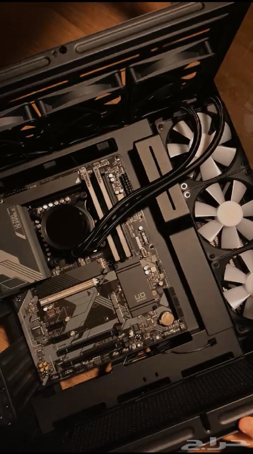 بي سي pc للبيع مع ملحقات الست اب كامله64517006379009110