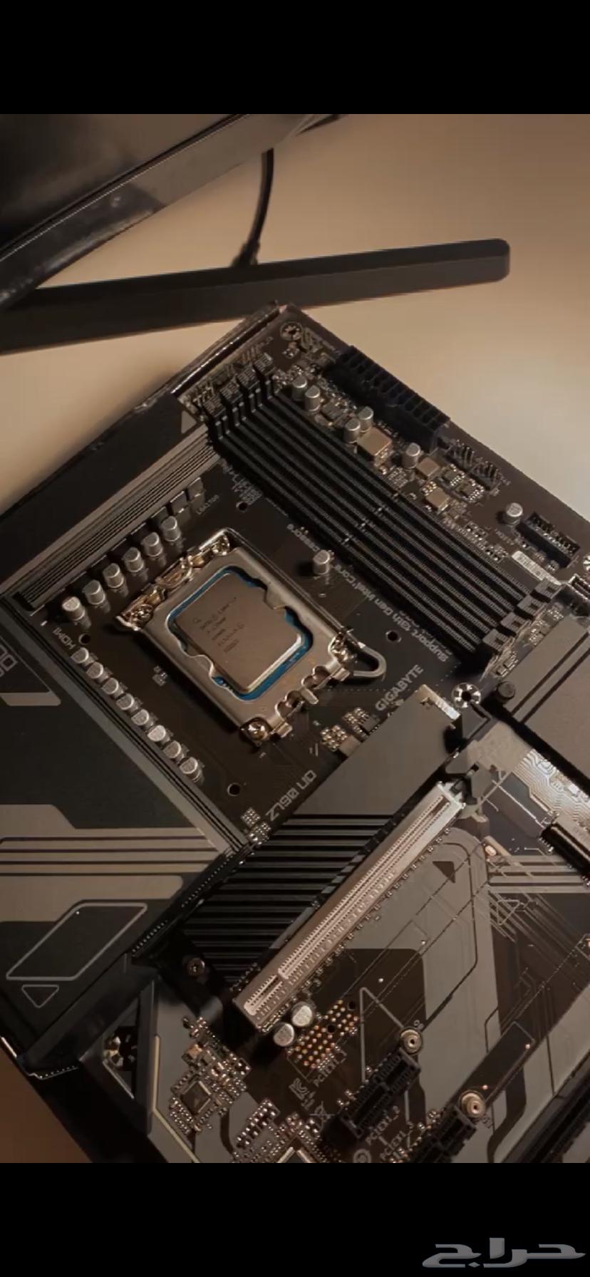 بي سي pc للبيع مع ملحقات الست اب كامله64517006379009112