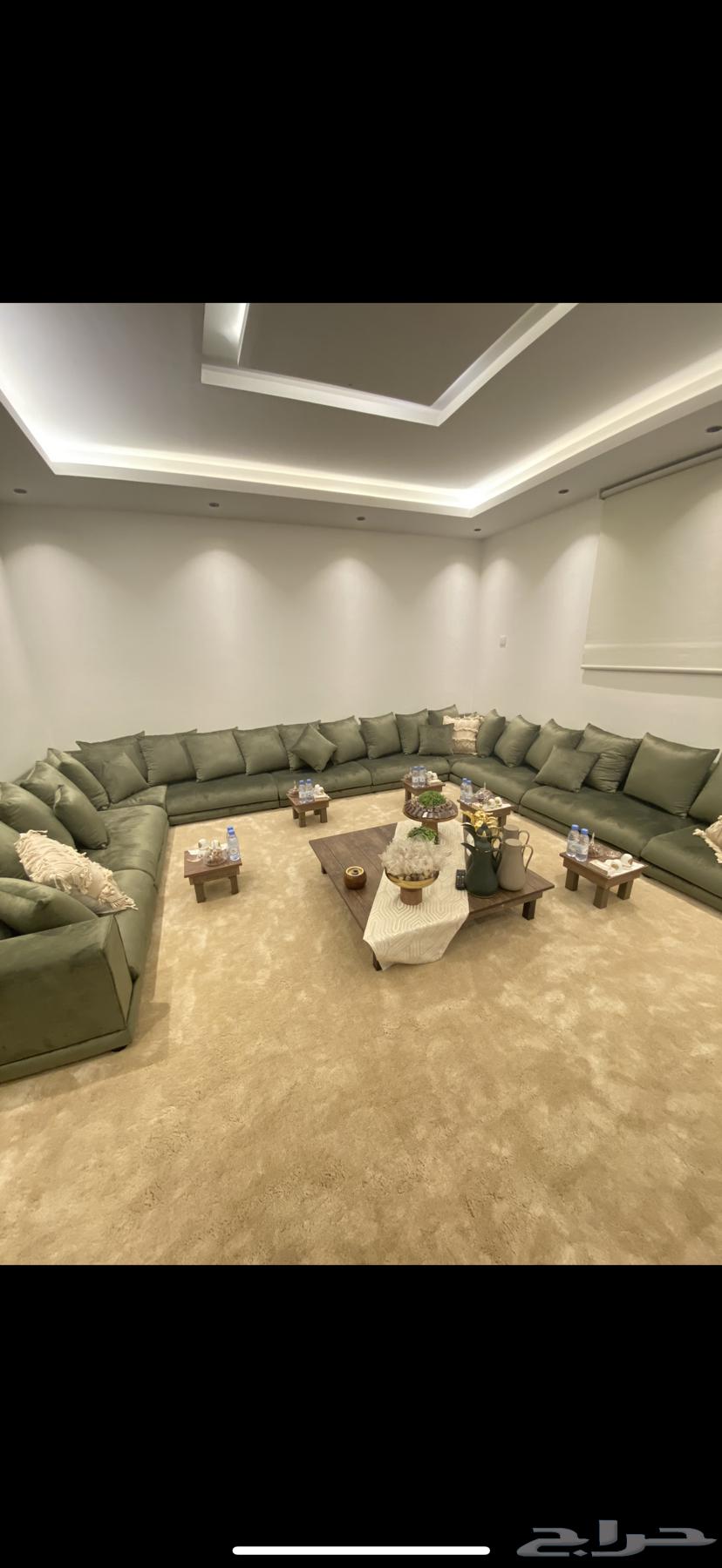 Floor sofa64517133277314110