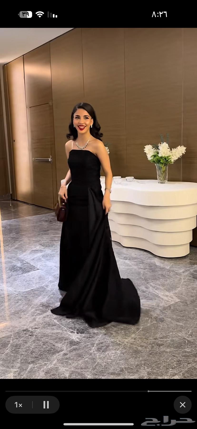 فستان جديد ولا لبسه نهائيا  لسا فيه كرتون البراند للبيع 38064512980982018110