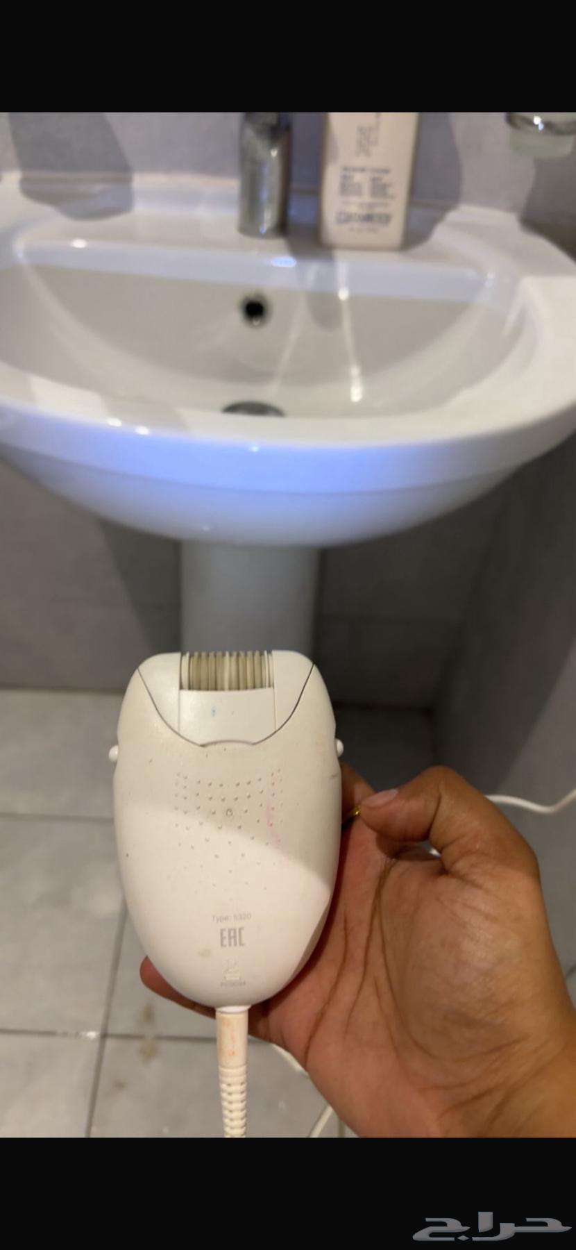 Two side tables for 60 SAR. Cabinet for 300 SAR. Door for 500 SAR64518577510147114