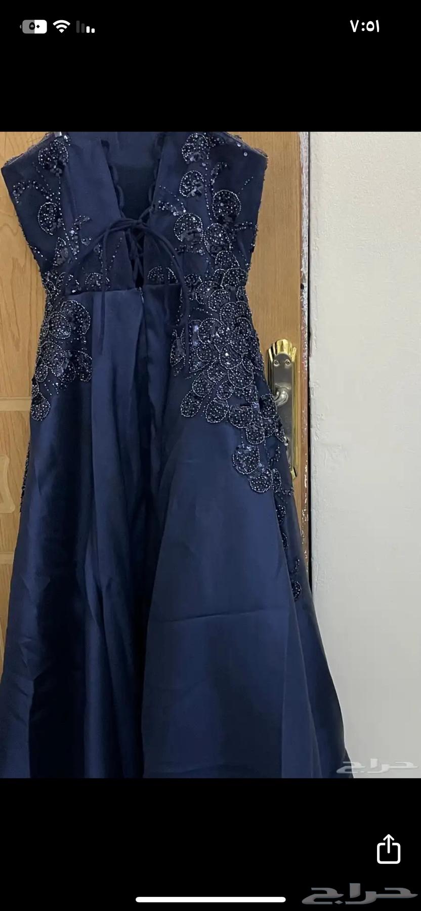فستان للبيع ب 18064512231790722111