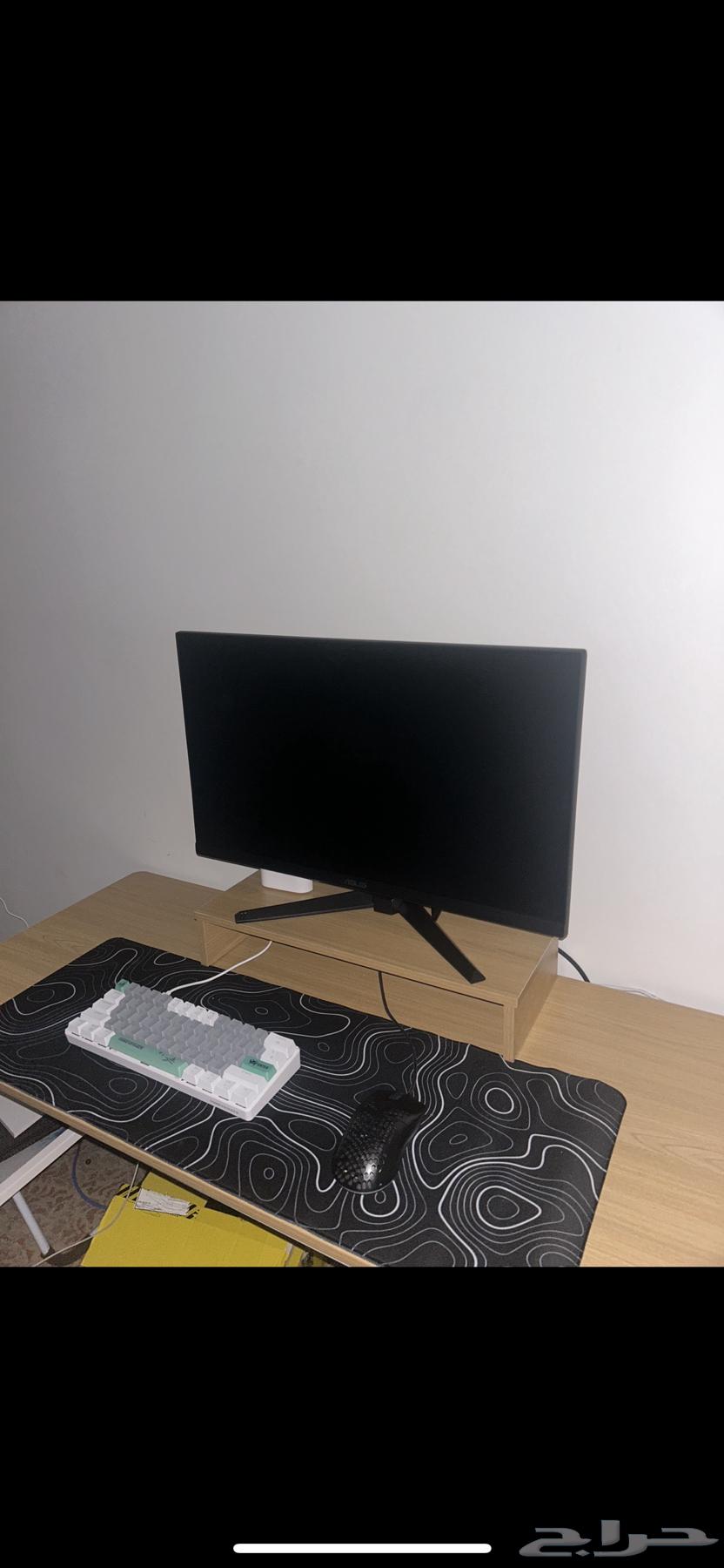 للبيع PC قيمنق احترافي مع شاشة 23.8 بوصة قيمينق64511661306881111