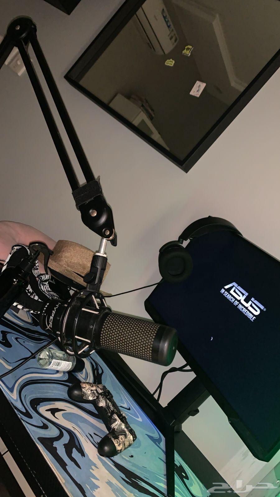 PC 3060 وشاشه سامسونج 165h ومايك64503981388033111