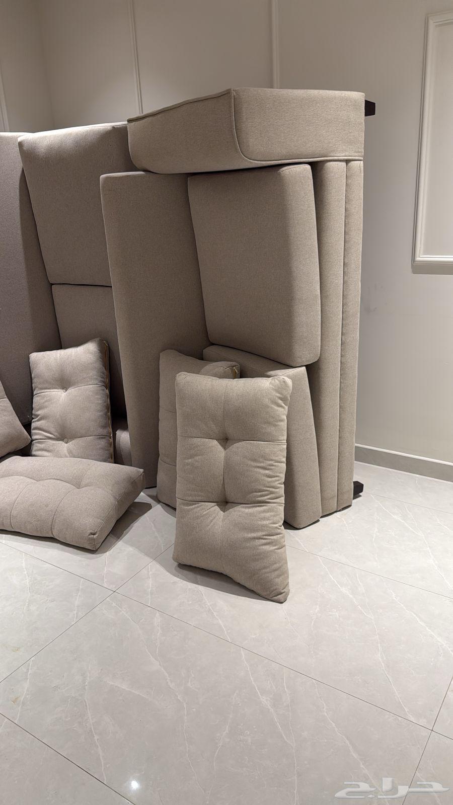 Sofa64516353880963111