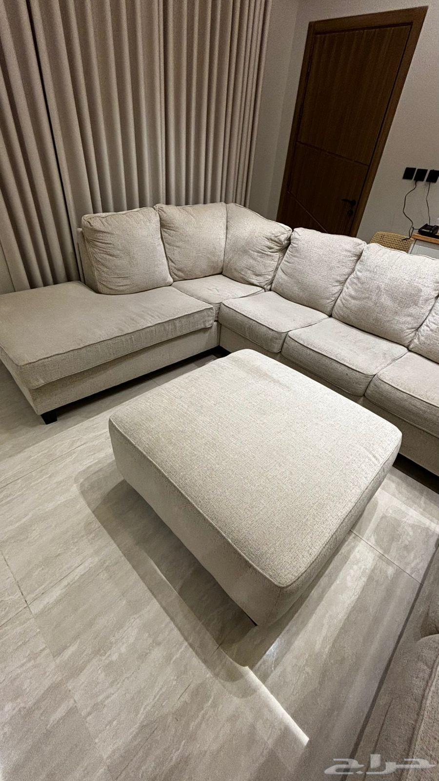 طقم كنب زاوية مميز من Ashley64516865239171112