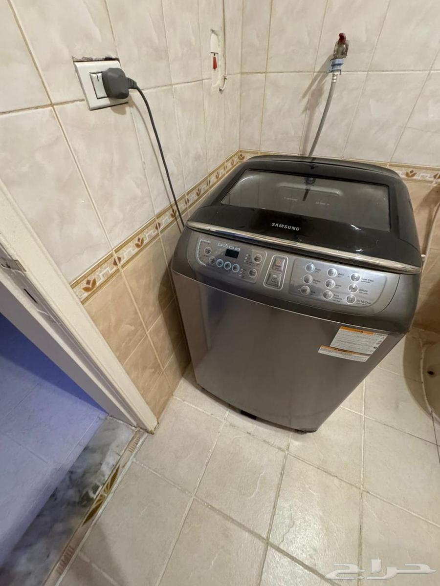 غساله للبيع 2013 استعمال نضيف فيه جدا  مقاس14كيلو64518164945154113