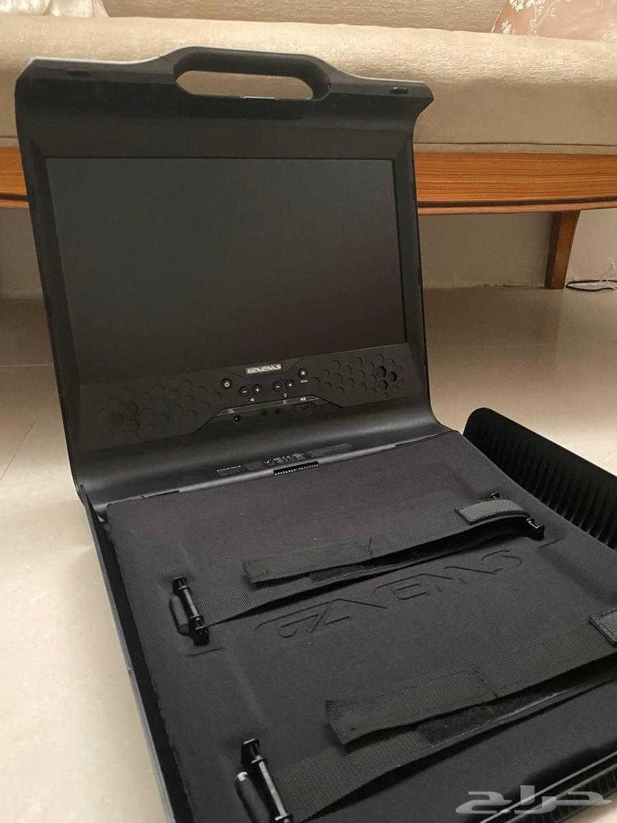 Portable screen64518704790659110