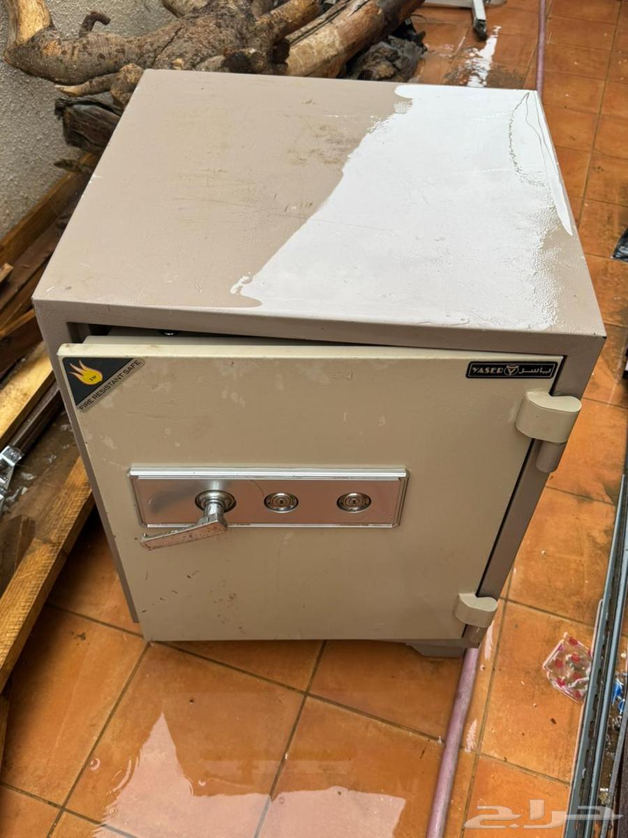 خزنه كبيره64510902131841111