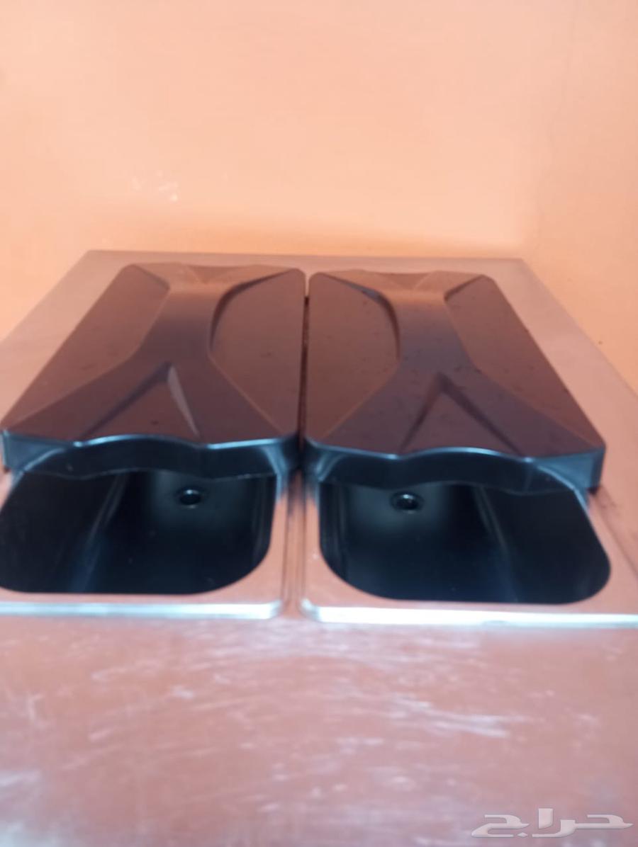 Used ice cream machine, clean and lightly used64511759321857112