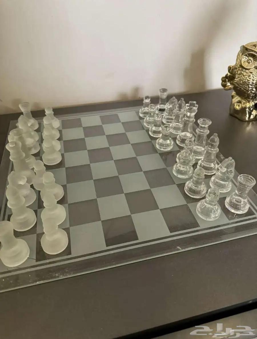 New glass chess in cardboard not displayed64512051029377111