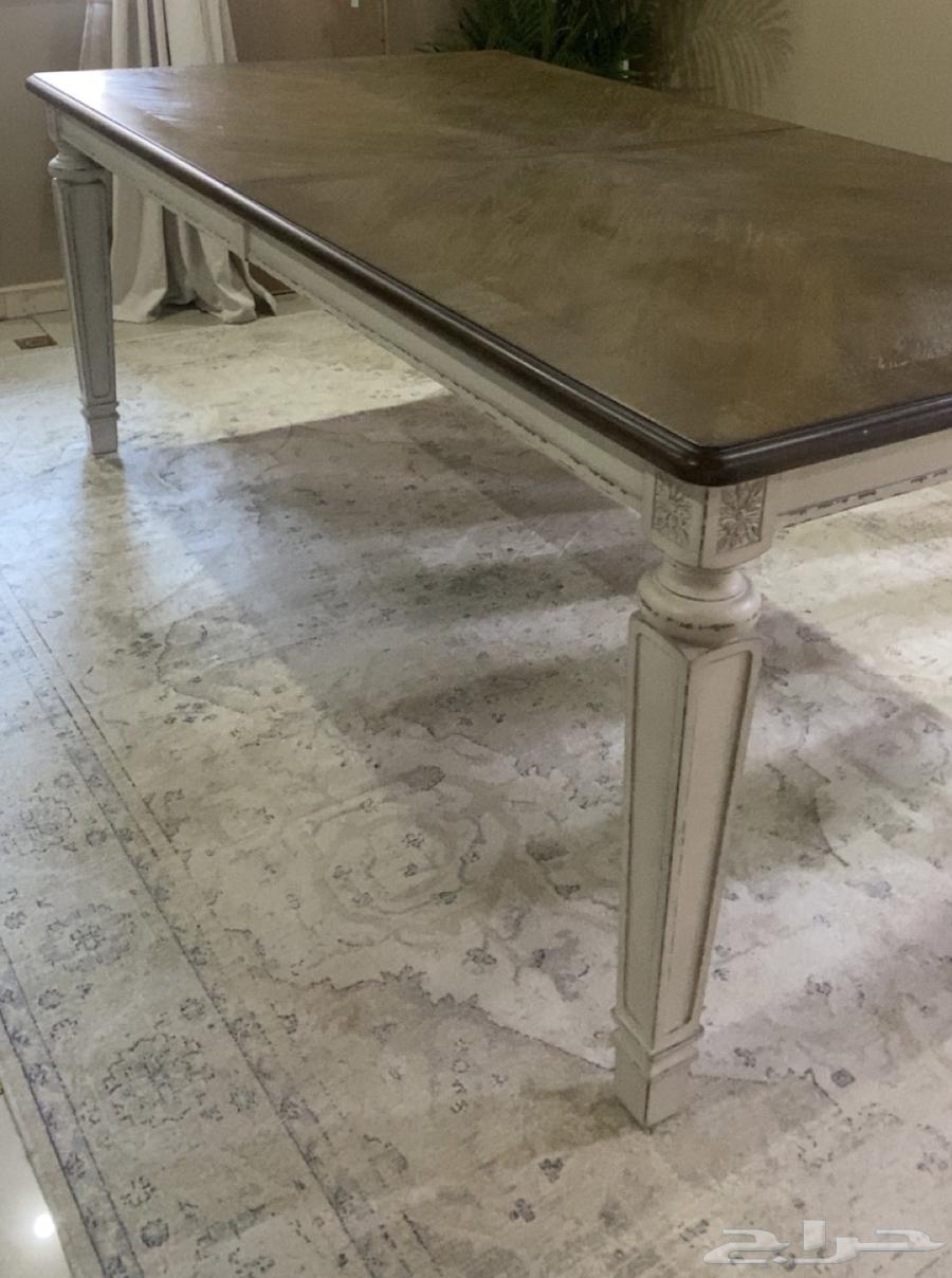 طاولة للبيع64523316302339111