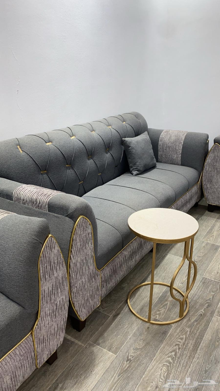 New clean sofa used for only two months64519201318017114