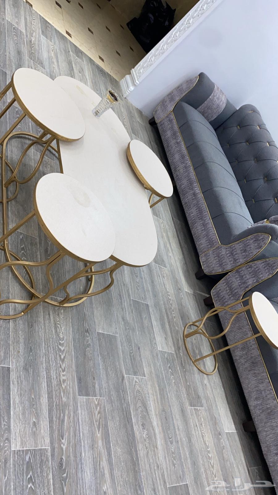 New clean sofa used for only two months64519201318017112