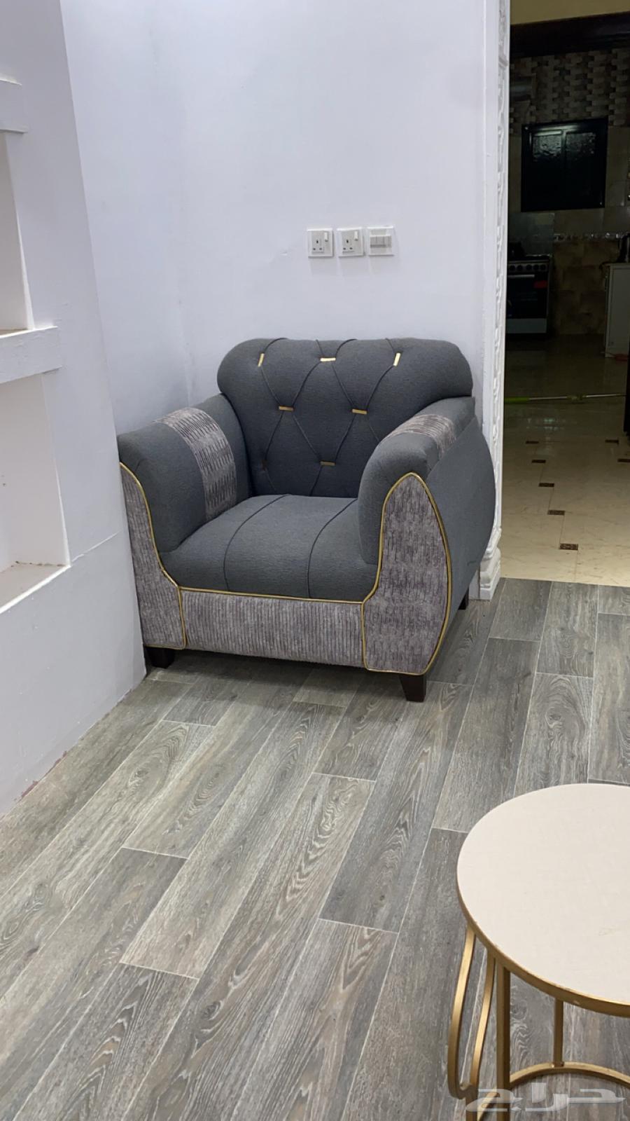 New clean sofa used for only two months64519201318017111