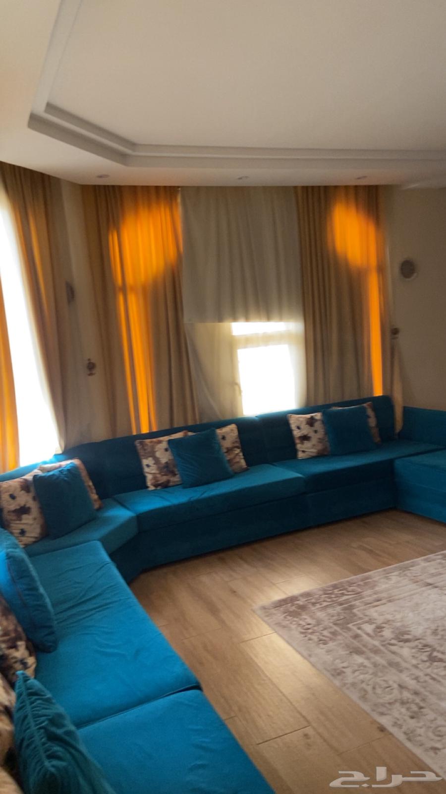 كنب ازرق كبير 5 قطع مع مخدات ( 550 ريال قابل لتفاوض )64522005570049111