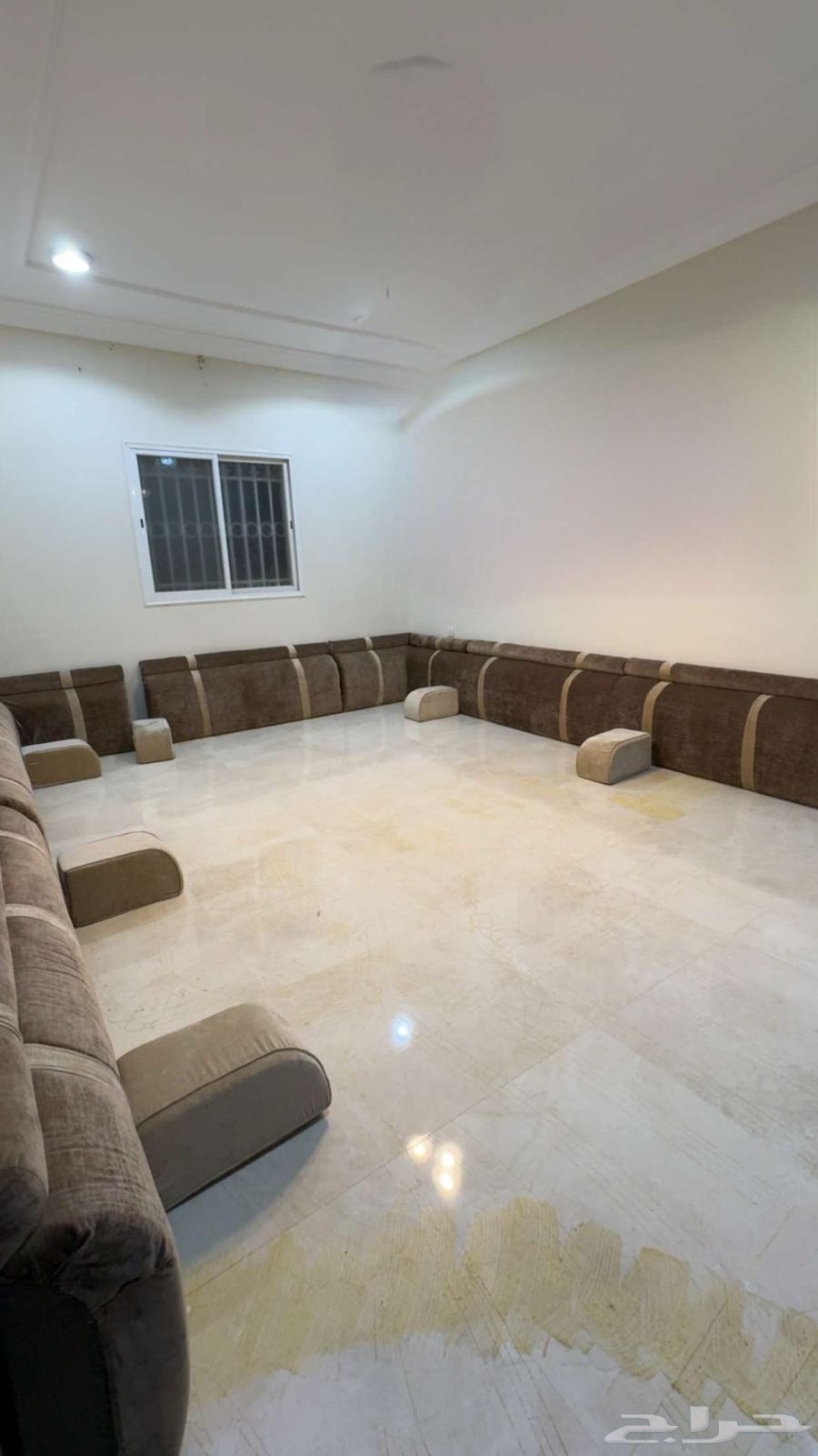 Floor session64524642789635110