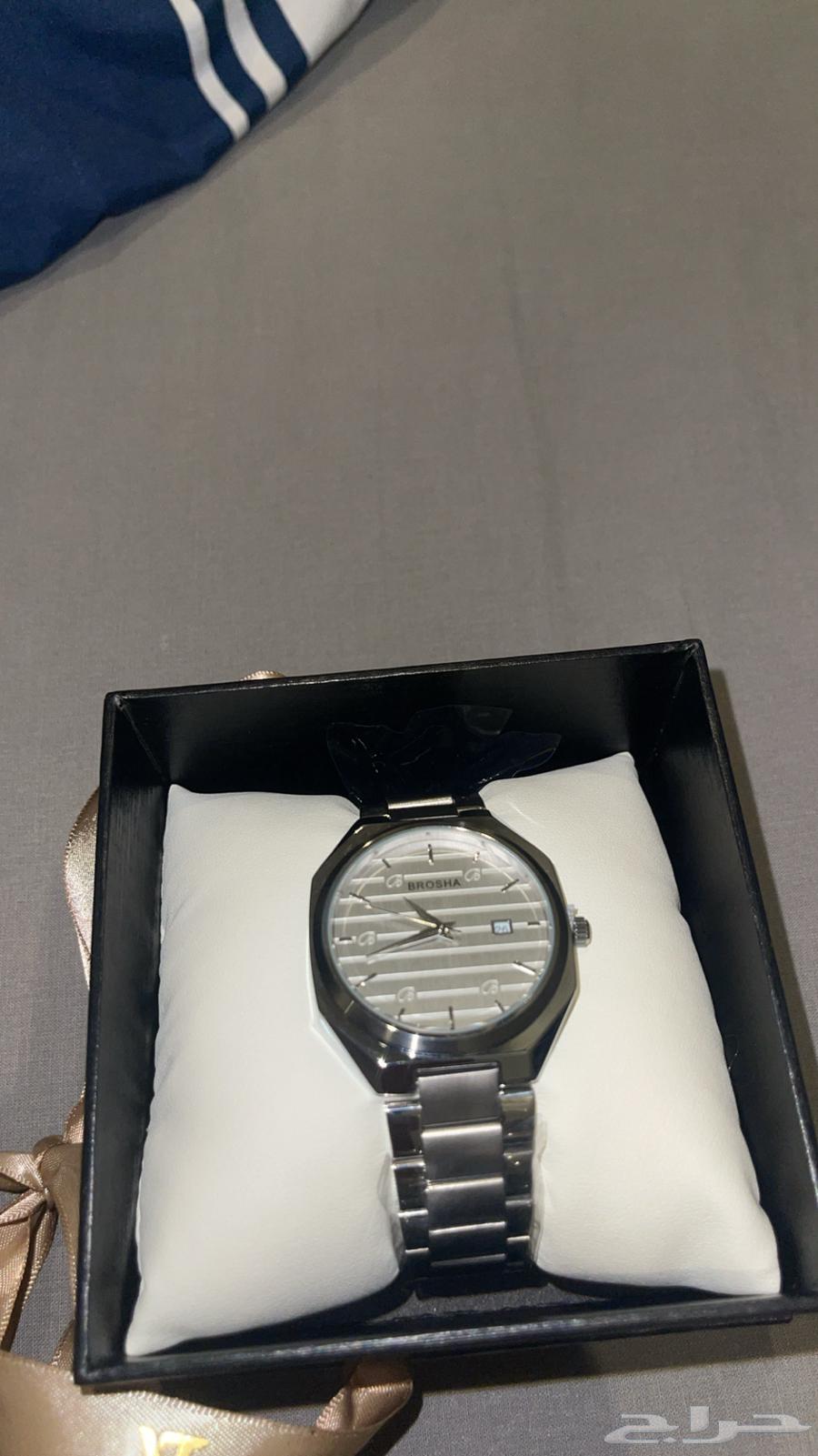 ساعة بروشا اصلية جديدة مو ملبوسة64522725342850110