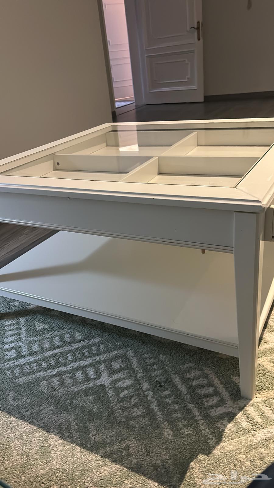 طاولة قهوه من ايكيا64524864039937110