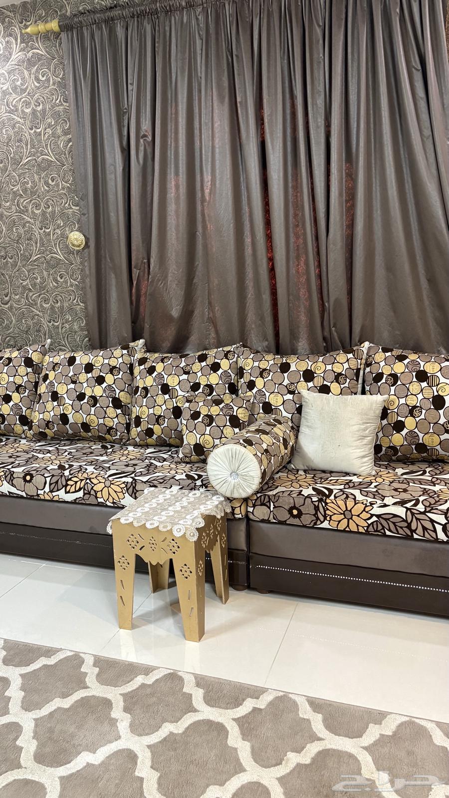 كنب للبيع مع الطاولات64526648381569112