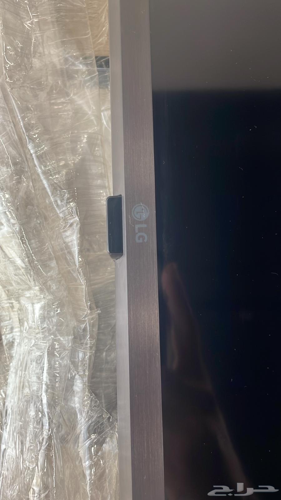 تلفزيون lg مواصفاته بل اعلان تم شرائه 8500 والبيع 4000 فقط64523090585475111