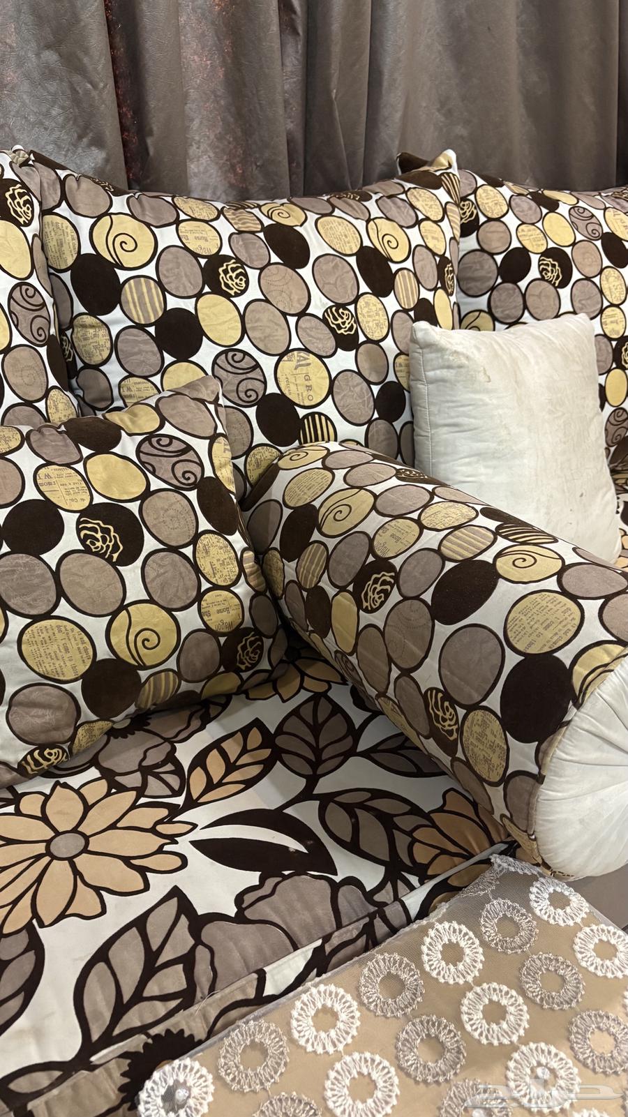 كنب للبيع مع الطاولات64526648381569110