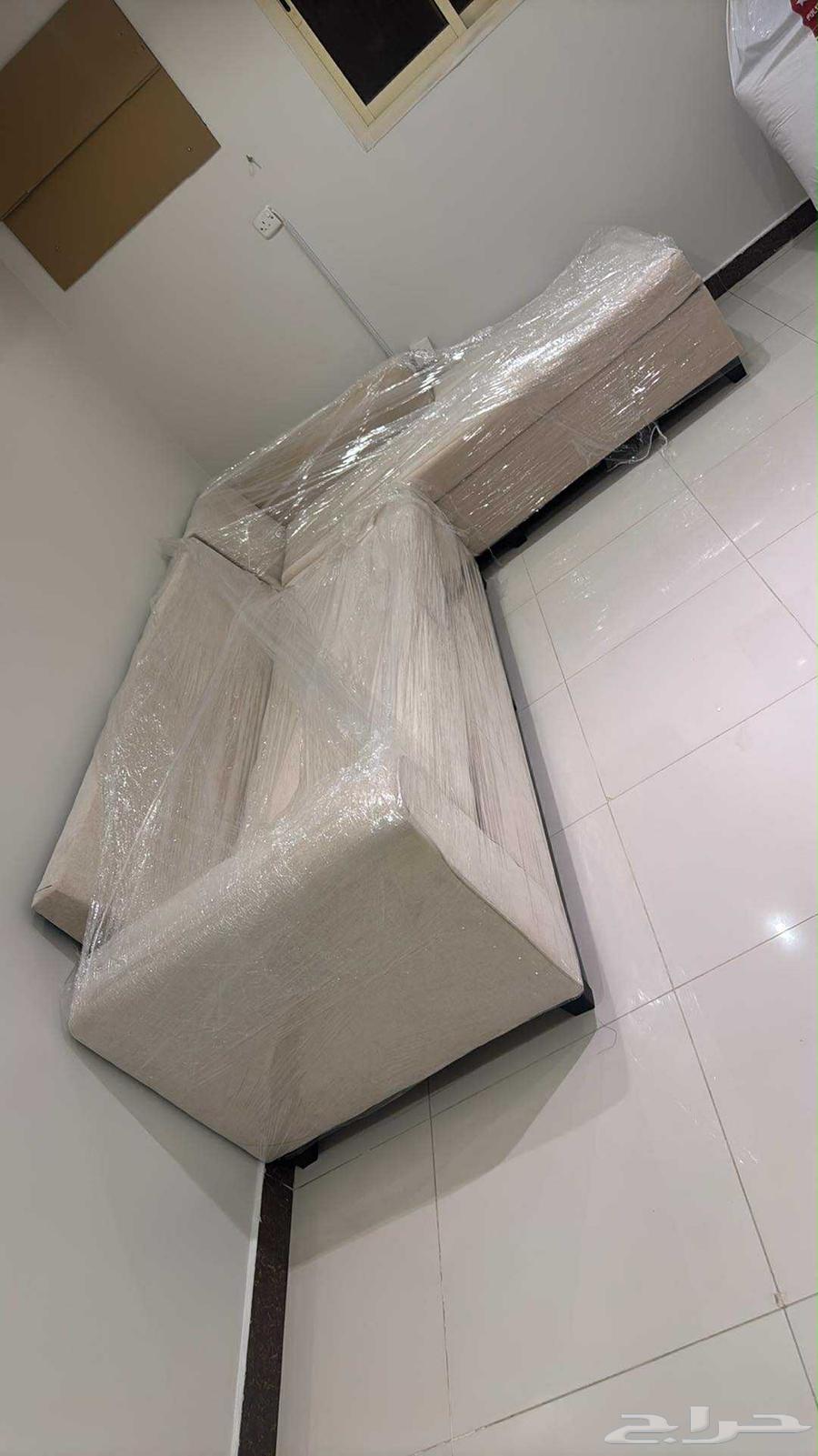 كنب جديد بالقراطيس لم يستعمل ابدا64521596942082110